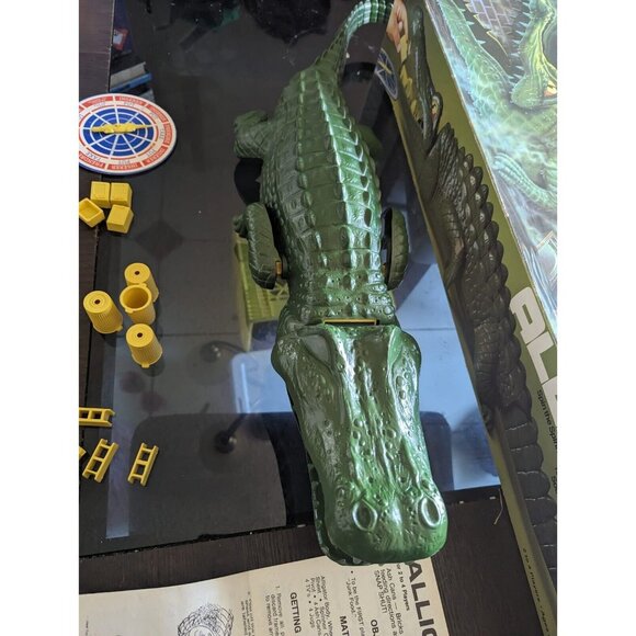 Rare ALLIGATOR GAME Vintage IDEAL 1980 With Box Horror Movie Complete! - Picture 3 of 5
